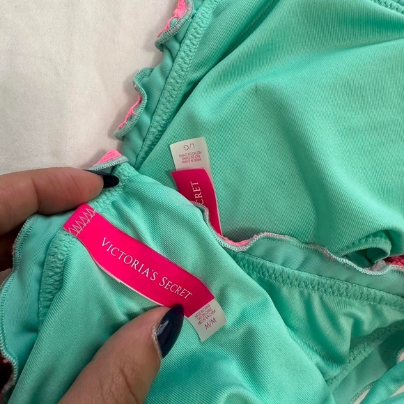 Victoria’s Secret Bikini Set - Picture 4 of 4